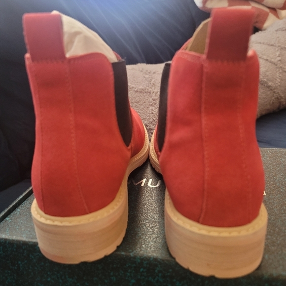 NIB EMU Australia Pinaroo Bootie, Size 8 - Picture 3 of 7